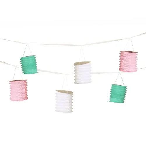 Guirlande 3,6 m wit/mint/rose Pastel met 8 lantaarns